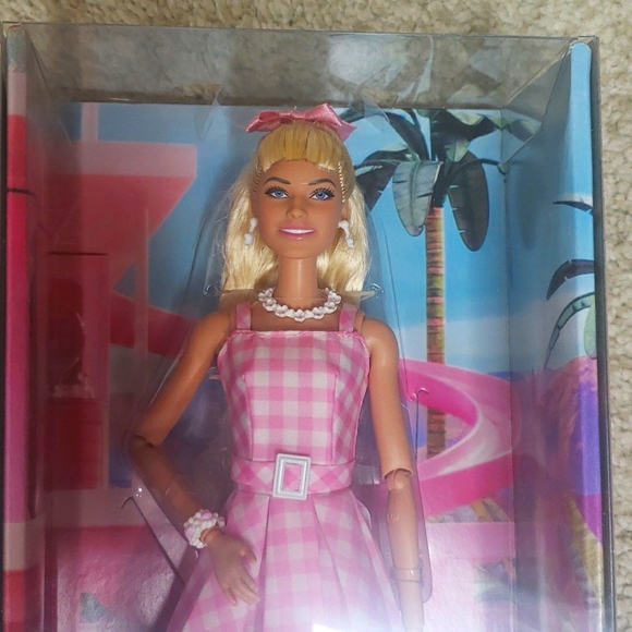 NIB {BARBIE THE MOVIE} BARBIE AND KEN DOLL SET - Picture 4 of 13